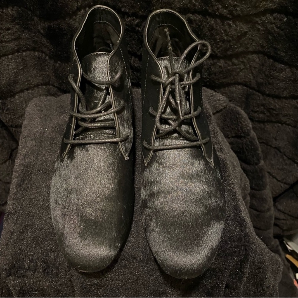 Black  HAIRCALF Lace-Up boots